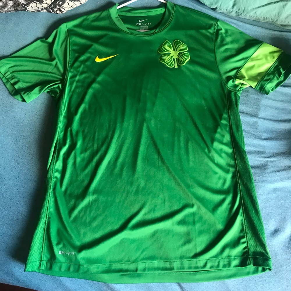 NIKE CELTIC SOCCER JERSEY!